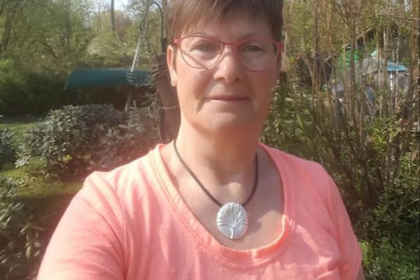 Mrs. S. Seitz-Eimer Mrs. S. Seitz-Eimer