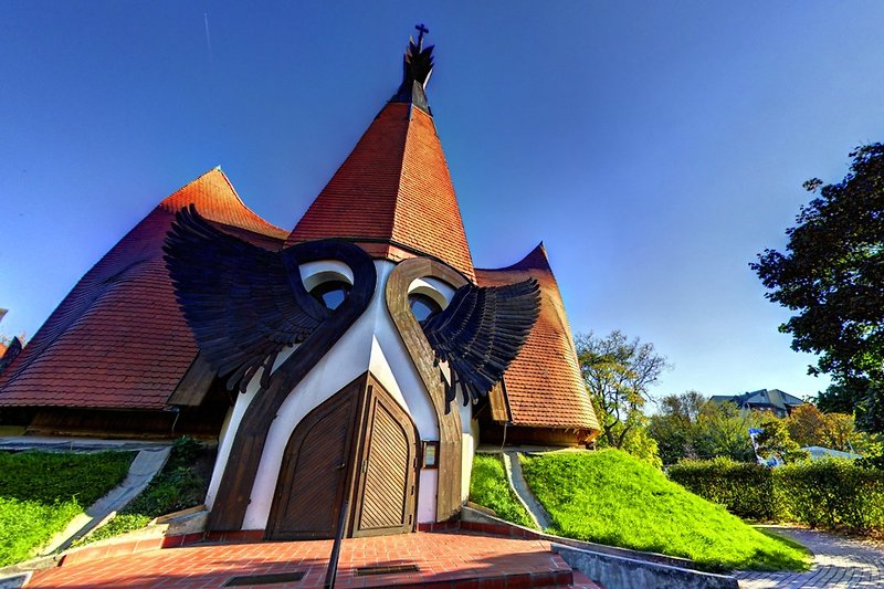 Siófok-Makovecz Church