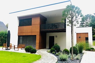 Rufus Villa