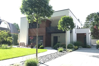Rufus Villa