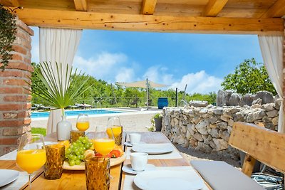 Villa Kalic with swimming pool