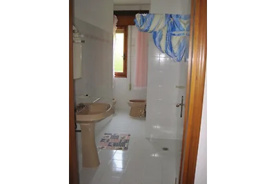 geel appartement