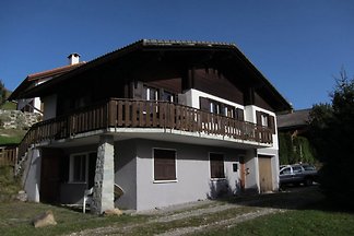 Casa Ruaus - obere Wohnung