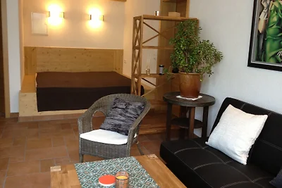 bellissimo appartamento con giardino, vicino al centro...