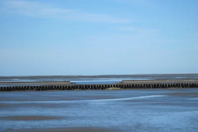 Ausblicke hinterm Deich Ausblicke hinterm Deich