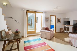 Casa Jeroni mit Pool und Parkplatz