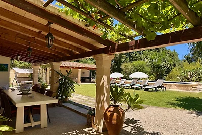 Finca mit beheizbarem Pool Can Roig
