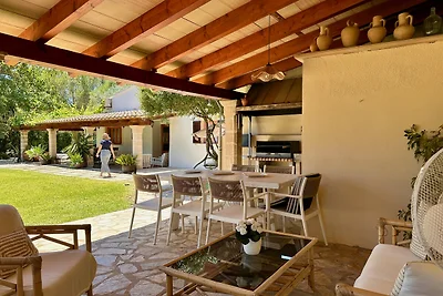 Finca mit beheizbarem Pool Can Roig