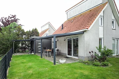 Grevelingenhof 5, Zeeland-Village