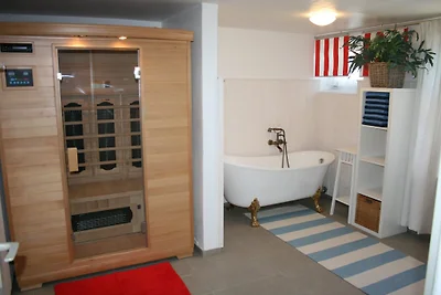 Petite École