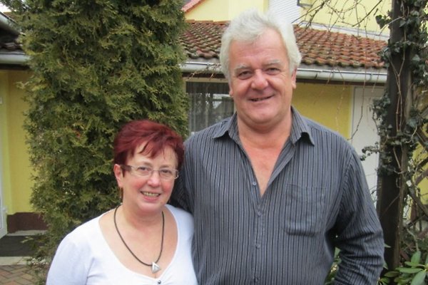 Frau M. Hübner Frau M. Hübner