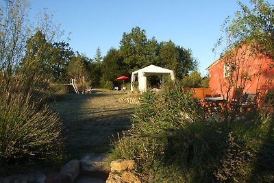 La Mezzanine im Hof Mas Chataigner