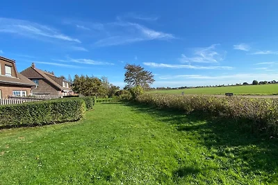 Friesenhus achtern Diek
