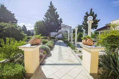 **Villa Mary**