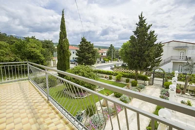 Villa Maria, Omladinska10 Jadranovo