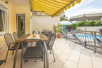Villa Maria, Omladinska10 Jadranovo