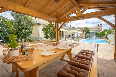 Villa Maria, Omladinska10 Jadranovo