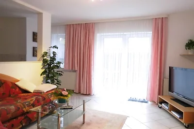 2-Raum Wohnung mit Terrasse; WLAN