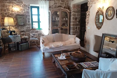 VILLA IN CAMPAGNA CON PISCINA