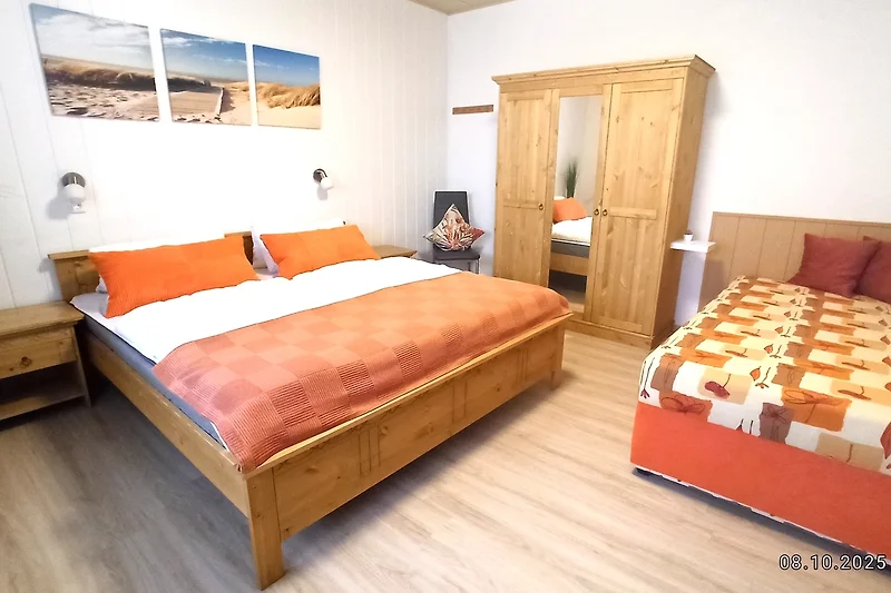 das Schlafzimmer