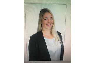 Frau J. Schwertfeger Frau J. Schwertfeger