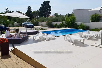 Villa Marija mit Pool