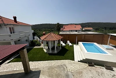 mit privatem Pool, WA +385957245546