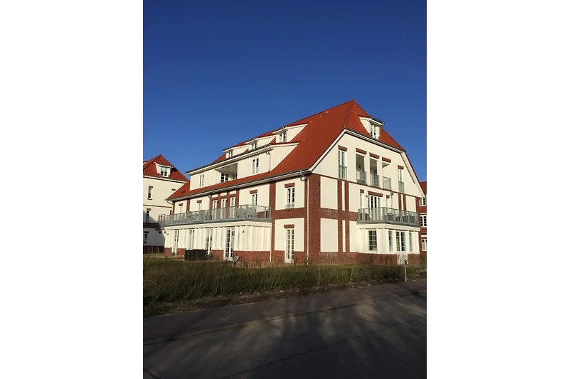 Appartement op de 1e verdieping met grote zijbalkon