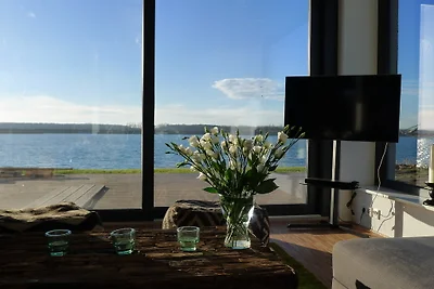 Haus am See mit Privatstrand Nordic
