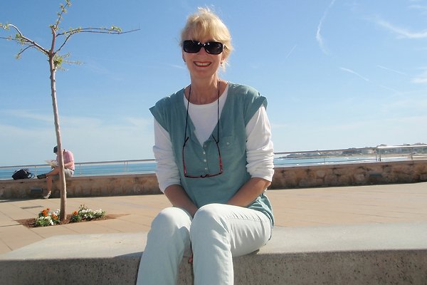 Mrs. N. Hockert Mrs. N. Hockert