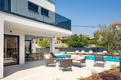 SAN MAR VILLA