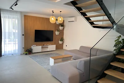 SAN MAR VILLA