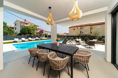 SAN MAR VILLA