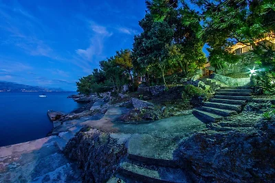 Villa am Strand für 8 Personen