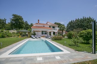 VILLA LENA 4 ****, 4 Zimmer, WLAN, 3D-TV