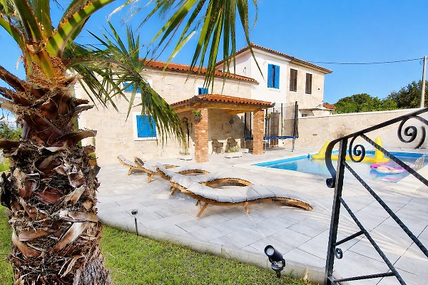 Ferienhaus Gabonjin