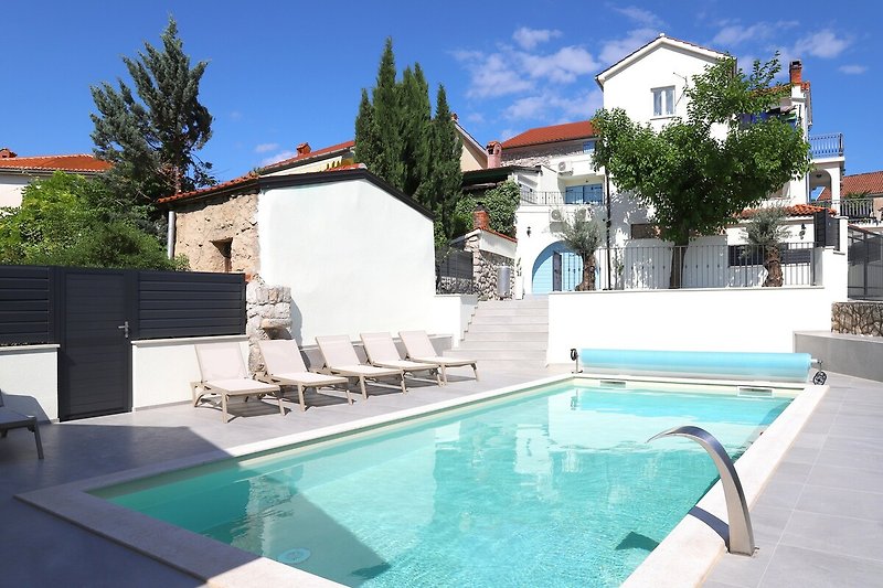 Villa Solaris mit Pool & Sauna