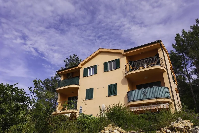 Vakantieappartement Soline met uitzicht op zee