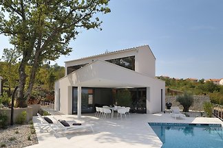 Moderne Meerblick Villa mit Pool