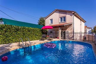 Appartamento in Hlapa