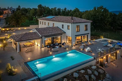Villa Cypress Hill – Ihr privates istrisches Paradies mit beheiztem Pool und Tennisplatz