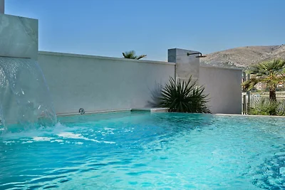 Mistral Villa – Ein Küstenrefugium voller Luxus und Design