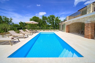 Villa Adria mit beheiztem Pool