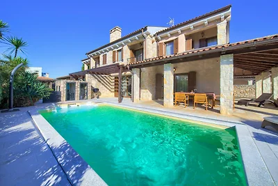 Villa Fina mit beheiztem Pool