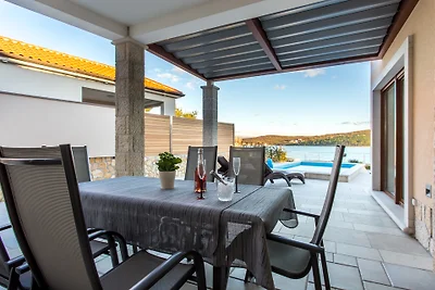 Villa Beach Ema mare con piscina