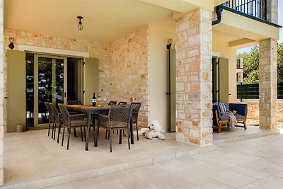 Villa Pinaza B sul mare con piscina riscaldata