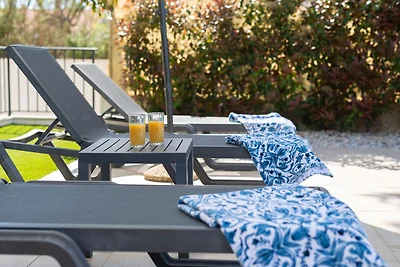 Villa Vista mit Pool und Meerblick