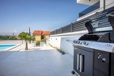 Villa Manhattan mit Pool am Meer