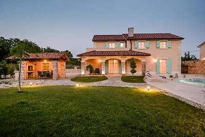 Charmante Villa Beleca mit privatem Pool