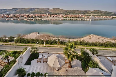 Mistral Villa – Ein Küstenrefugium voller Luxus und Design